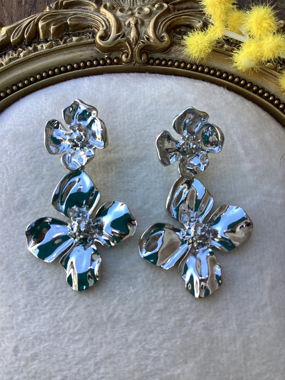 Darlin’ Earring