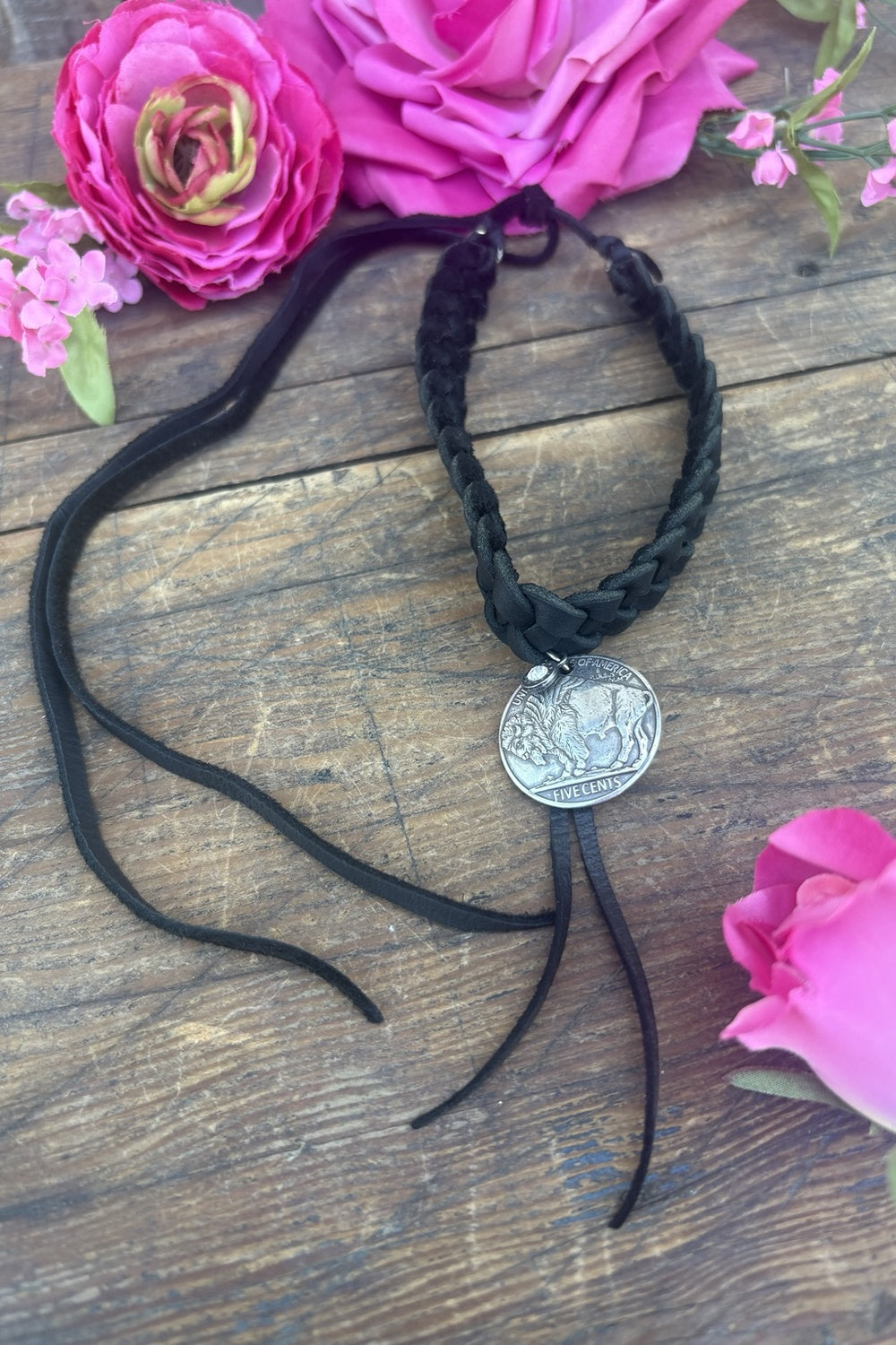 Dinero Braided Choker