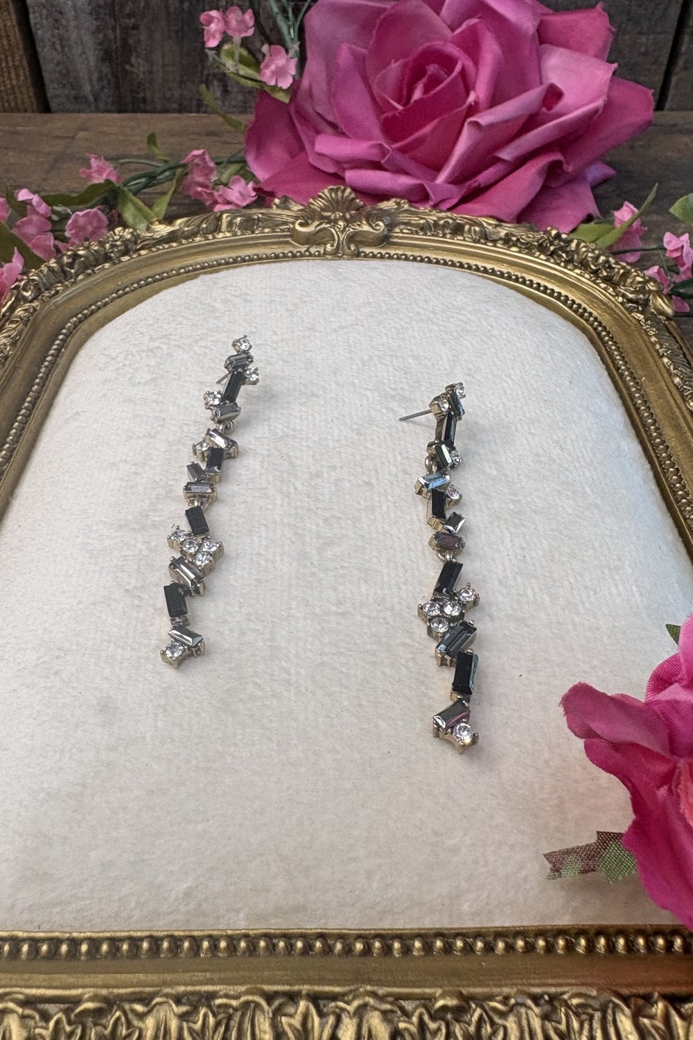 Vegas Nights Dangle Earrings