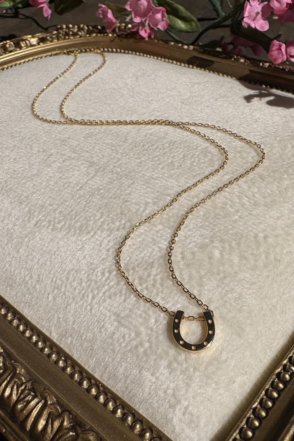 Mable's Horseshoe Necklace
