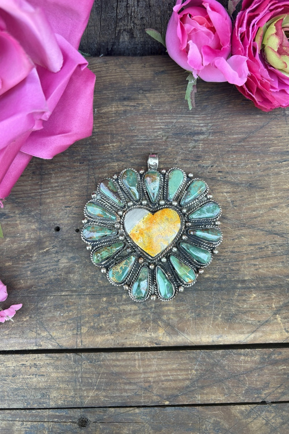 Ray Of Love Charm